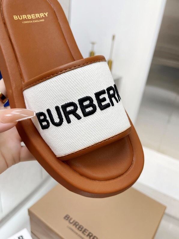 Burberry Slippers